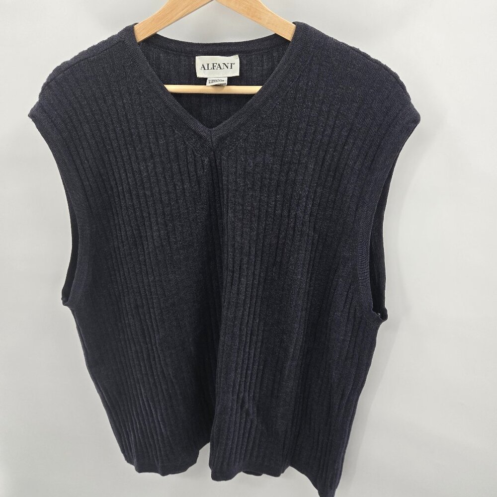 Alfani Navy Extra Fine Merino Wool Mark Made in Italy Sweater Sleeveless Vest XL